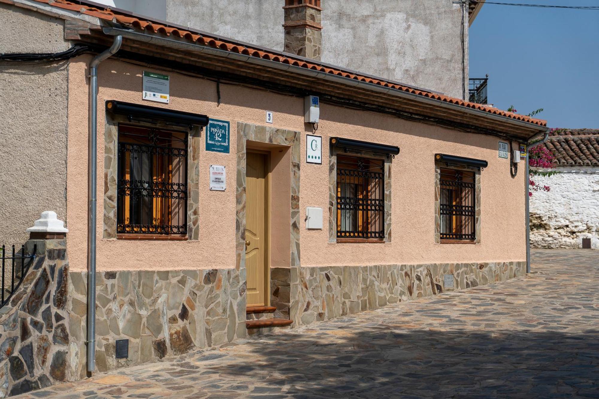 Casa Rural La Posada Del 42 Карраскалехо Экстерьер фото